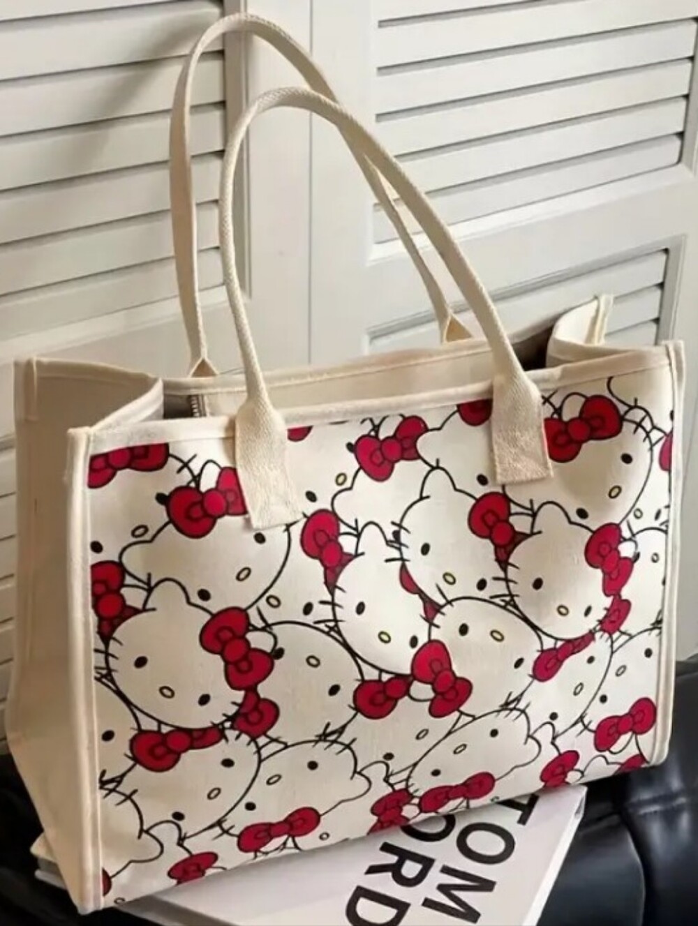 Sanrio Hello Kitty Large Tote Bag Off White, Hello Kitty Face, Red Bows - NWOT